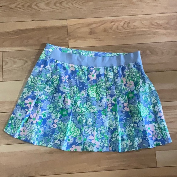 NWOT LILLY PULITZER Luxletic Latitude High Rise Printed Skort - Picture 2 of 2